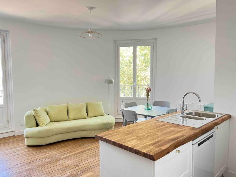 Magnifique Appartement Familiale 6 Personnes 3 Chambres Et 3 Salles De Bain En Hyper Centre Avec Rue Pietonne Parking 20M تروي المظهر الخارجي الصورة