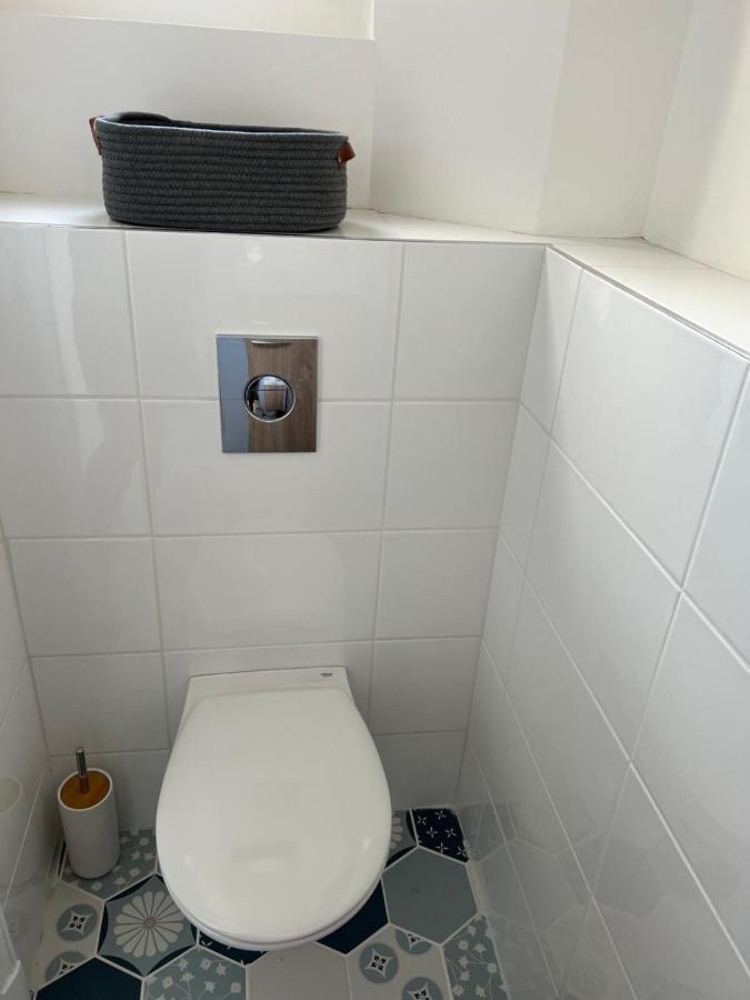 Magnifique Appartement Familiale 6 Personnes 3 Chambres Et 3 Salles De Bain En Hyper Centre Avec Rue Pietonne Parking 20M تروي المظهر الخارجي الصورة